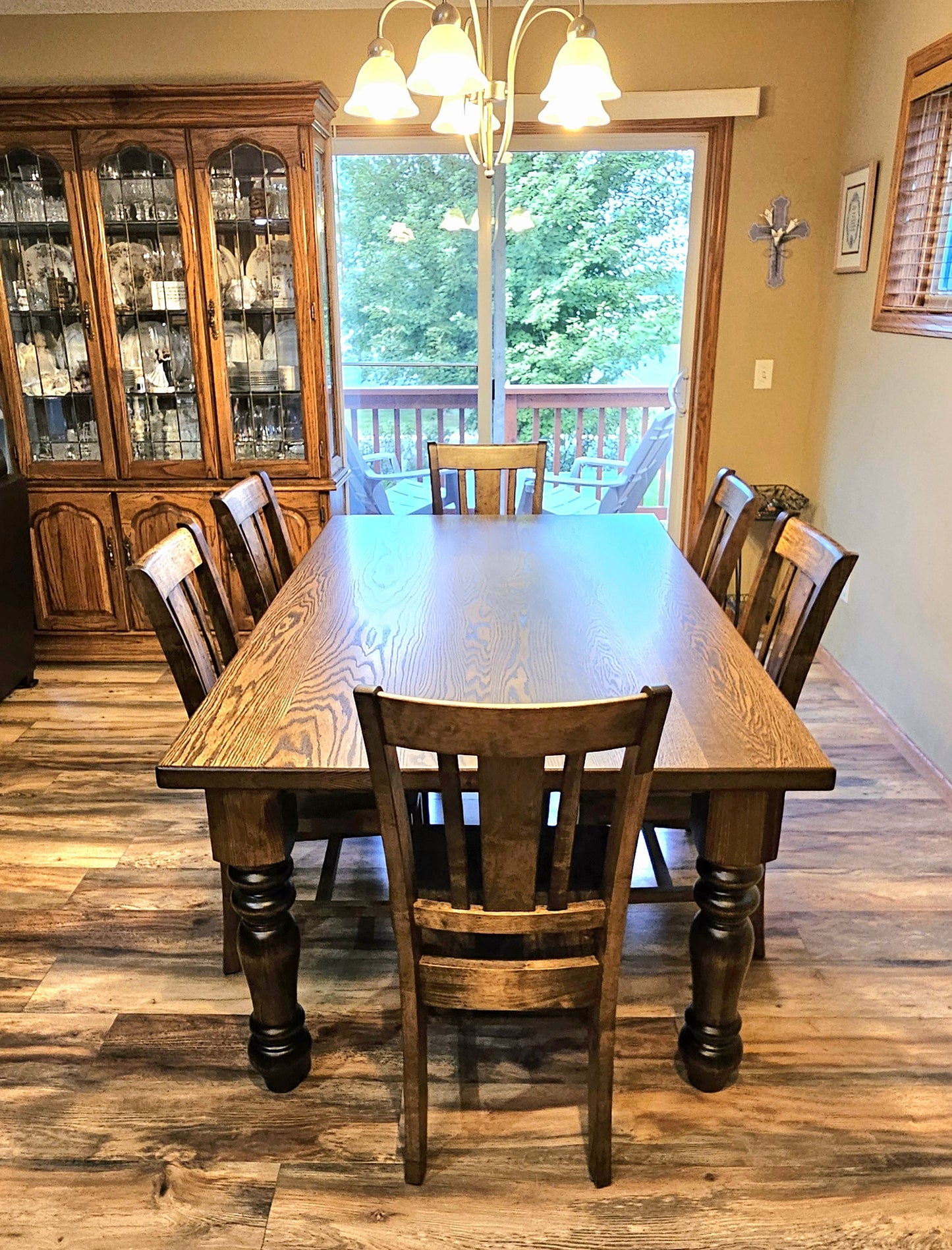 The Emilia Dining Table